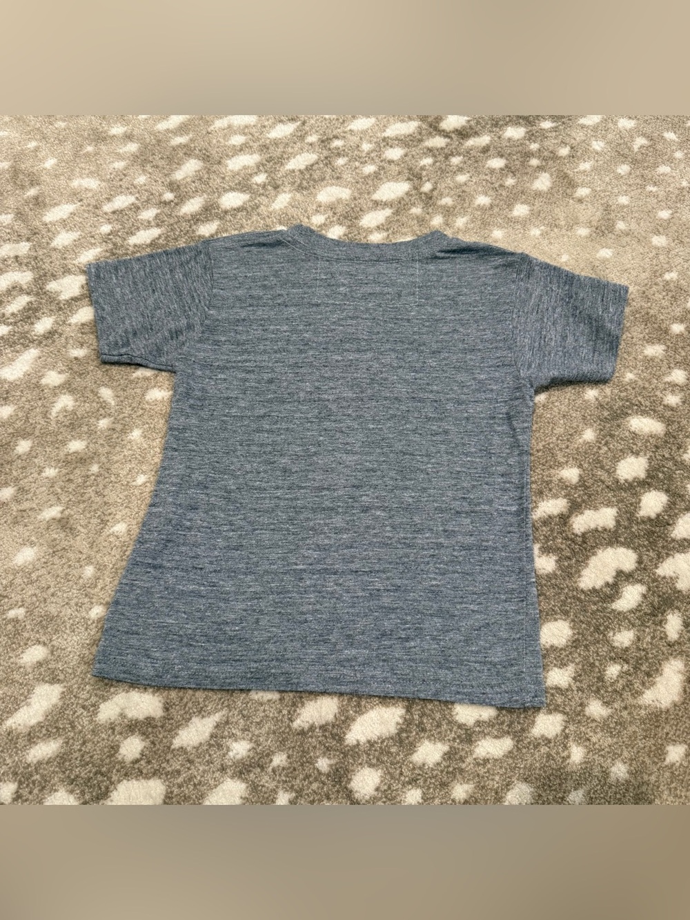 Boys Bundle (3) Aviator Nation Kids' Grey Graphic Tees. Size 6 - Picture 6 of 11